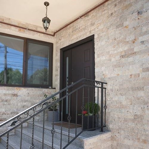 Travertin Multicolor Scapitat 10 cm x LL x 2.2 cm